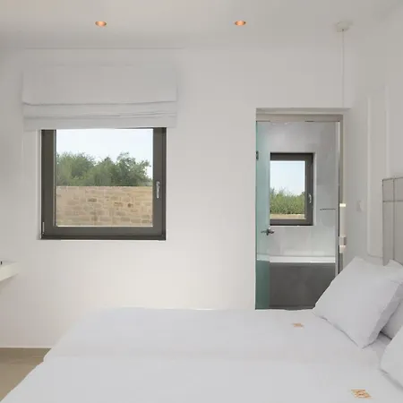 Ivory Villa, With Effusive Design, By Thinkvilla Perama (Crete)