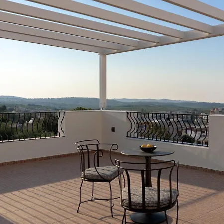 Ivory Villa, With Effusive Design, By Thinkvilla *